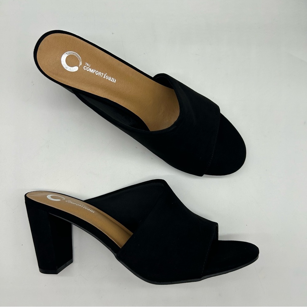 Journee Collection Women's Allea Block Heel Dress Sandals in black faux suede 10